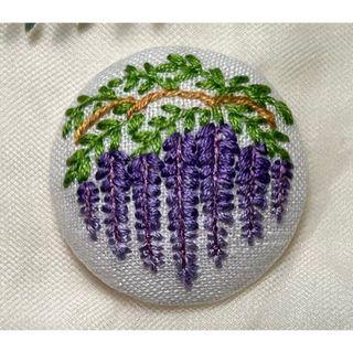 刺繍ブローチ(コサージュ/ブローチ)