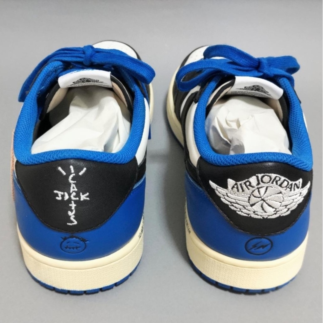 NIKE(ナイキ)のトラヴィス スコット フラグメント ブルー メンズの靴/シューズ(スニーカー)の商品写真