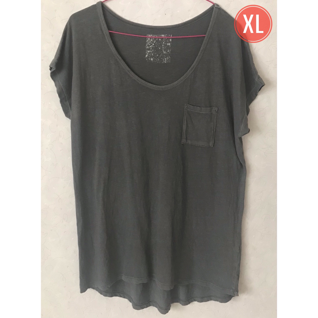 GU(ジーユー)のNO.152 GU ジーユー　レディース　トップス　XLサイズ レディースのトップス(Tシャツ(半袖/袖なし))の商品写真