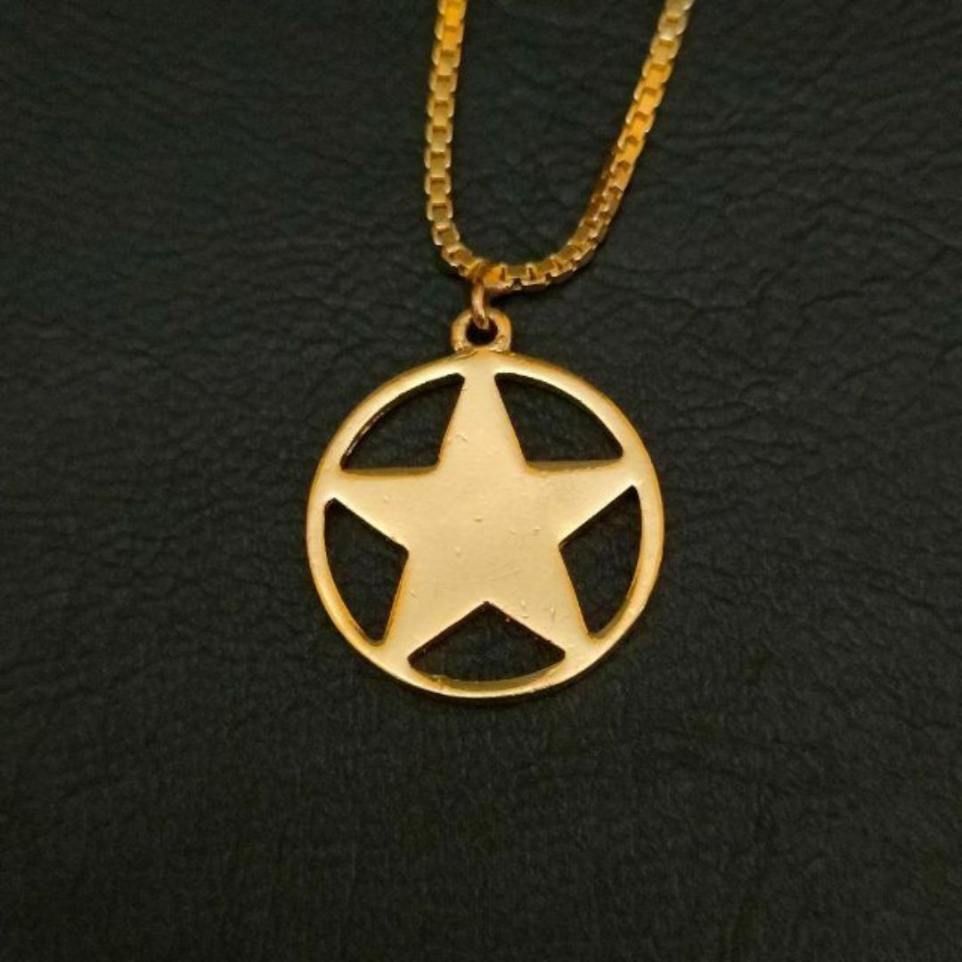 良品】Dior ディオール CDロゴ ブレスレット ゴールド スター 良品】Dior ディオール CDロゴ ブレスレット ゴールド スター