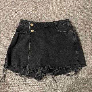 ザラ(ZARA)のzaraデニムスコート(ショートパンツ)