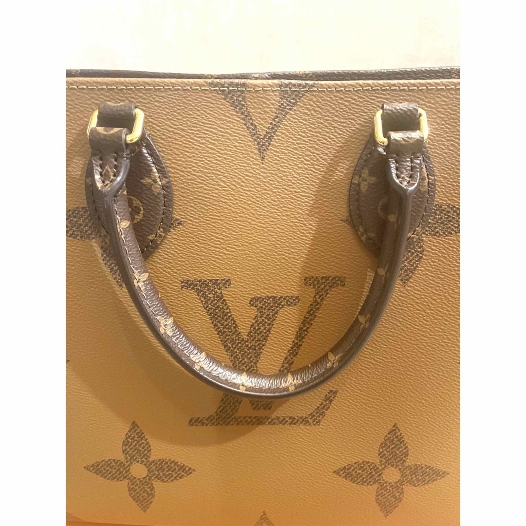 LOUIS VUITTON(ルイヴィトン)の【極美品】ヴィトン　オンザゴー　MM レディースのバッグ(トートバッグ)の商品写真