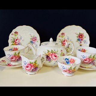 エインズレイ(Aynsley China)のアンティークエインズレイ  薔薇ブーケ　テテアテテセット ポット(食器)