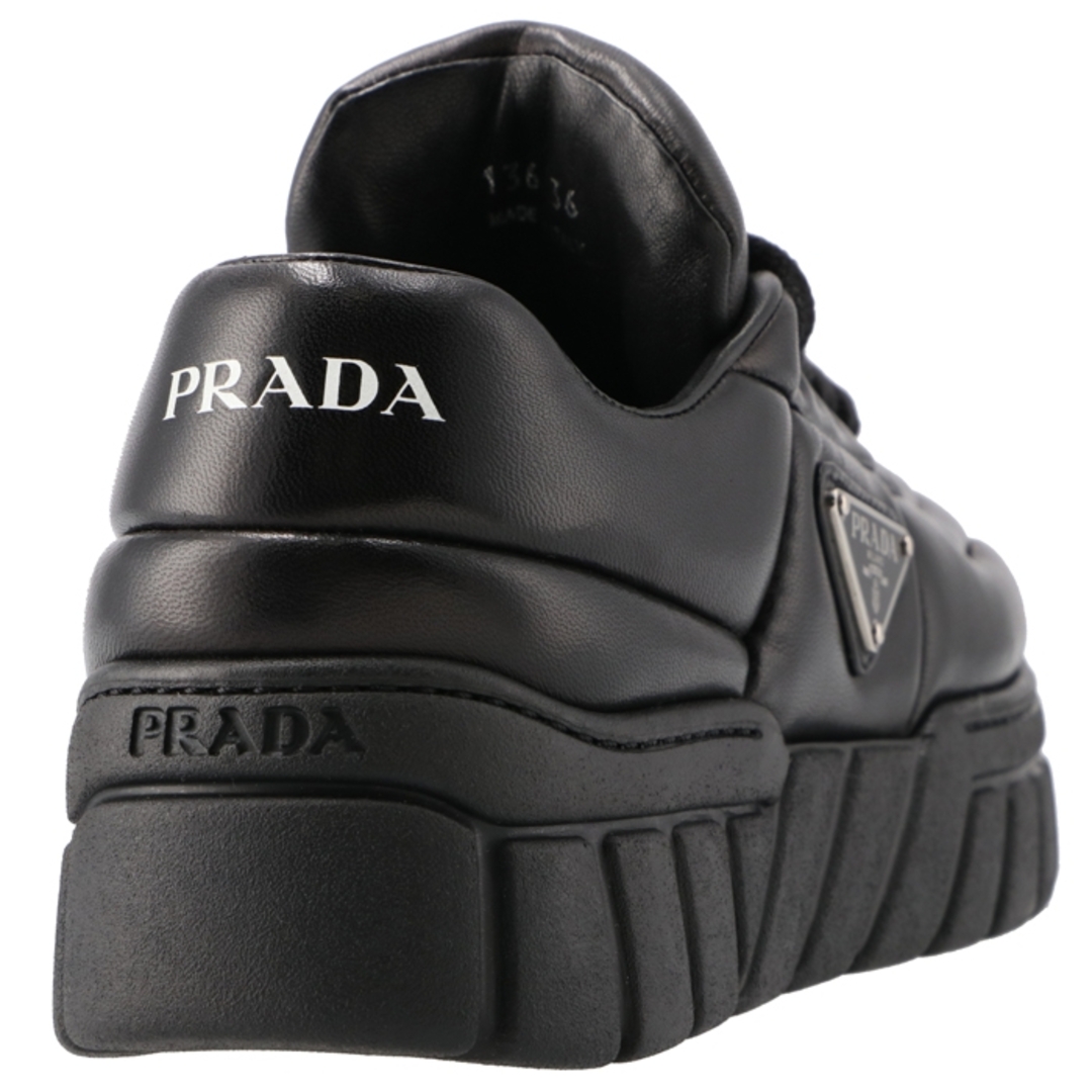 PRADA - プラダ PRADA スニーカー パデッドレザー 三角ロゴ PRADA - プラダ PRADA スニーカー パデッドレザー 三角ロゴ
