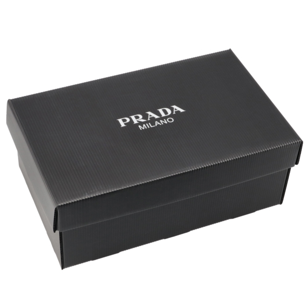 PRADA - プラダ PRADA スニーカー パデッドレザー 三角ロゴ PRADA - プラダ PRADA スニーカー パデッドレザー 三角ロゴ