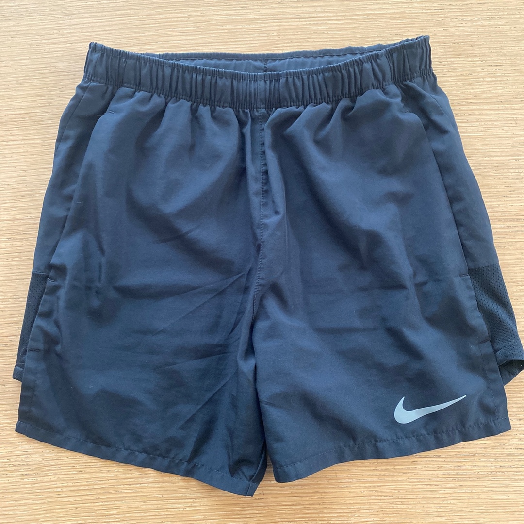 NIKE(ナイキ)のNIKE ジュニア　ショートパンツ　130 ブラック スポーツ/アウトドアのサッカー/フットサル(ウェア)の商品写真