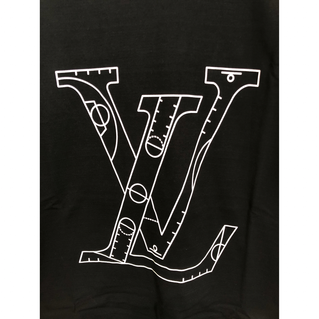 LOUIS VUITTON(ルイヴィトン)のLouis Vuittonルイヴィトン NBAフロントアンドバックプリントシャツ メンズのトップス(Tシャツ/カットソー(半袖/袖なし))の商品写真