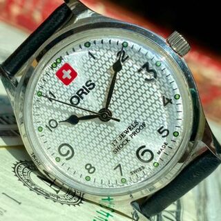 オリス(ORIS)の【レトロなデザイン】オリス メンズ腕時計 ホワイトシルバー 手巻き ヴィンテージ(腕時計(アナログ))