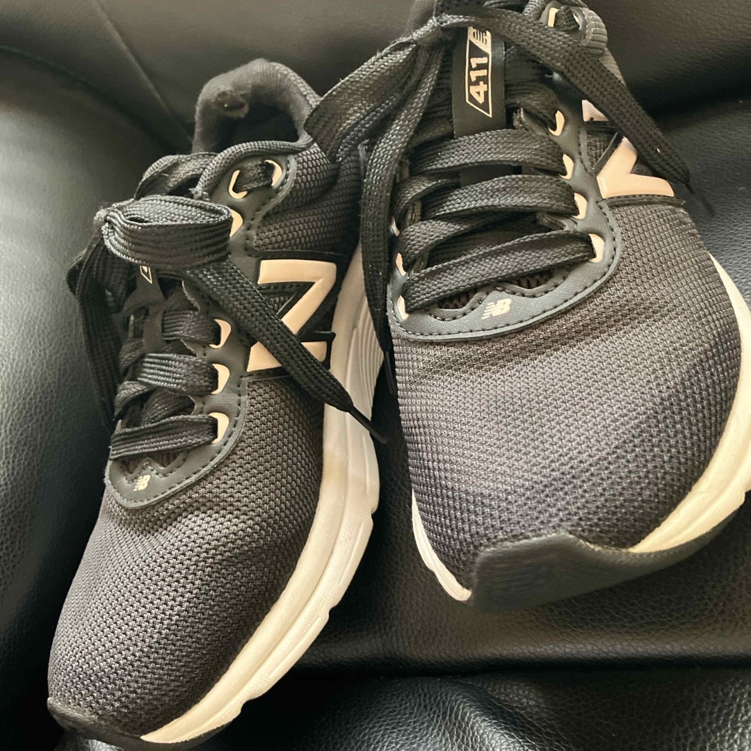 New Balance(ニューバランス)のお値下げ❣️ニューバランス　23.５㎝BLACK レディースの靴/シューズ(スニーカー)の商品写真