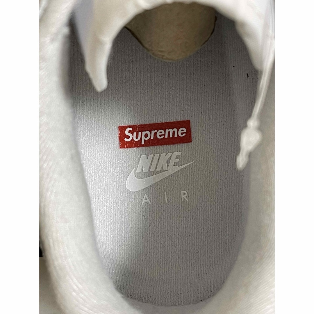 Supreme(シュプリーム)のナイキ エアフォース1 ロー シュプリーム  ホワイト27㎝CU9225-100 メンズの靴/シューズ(スニーカー)の商品写真