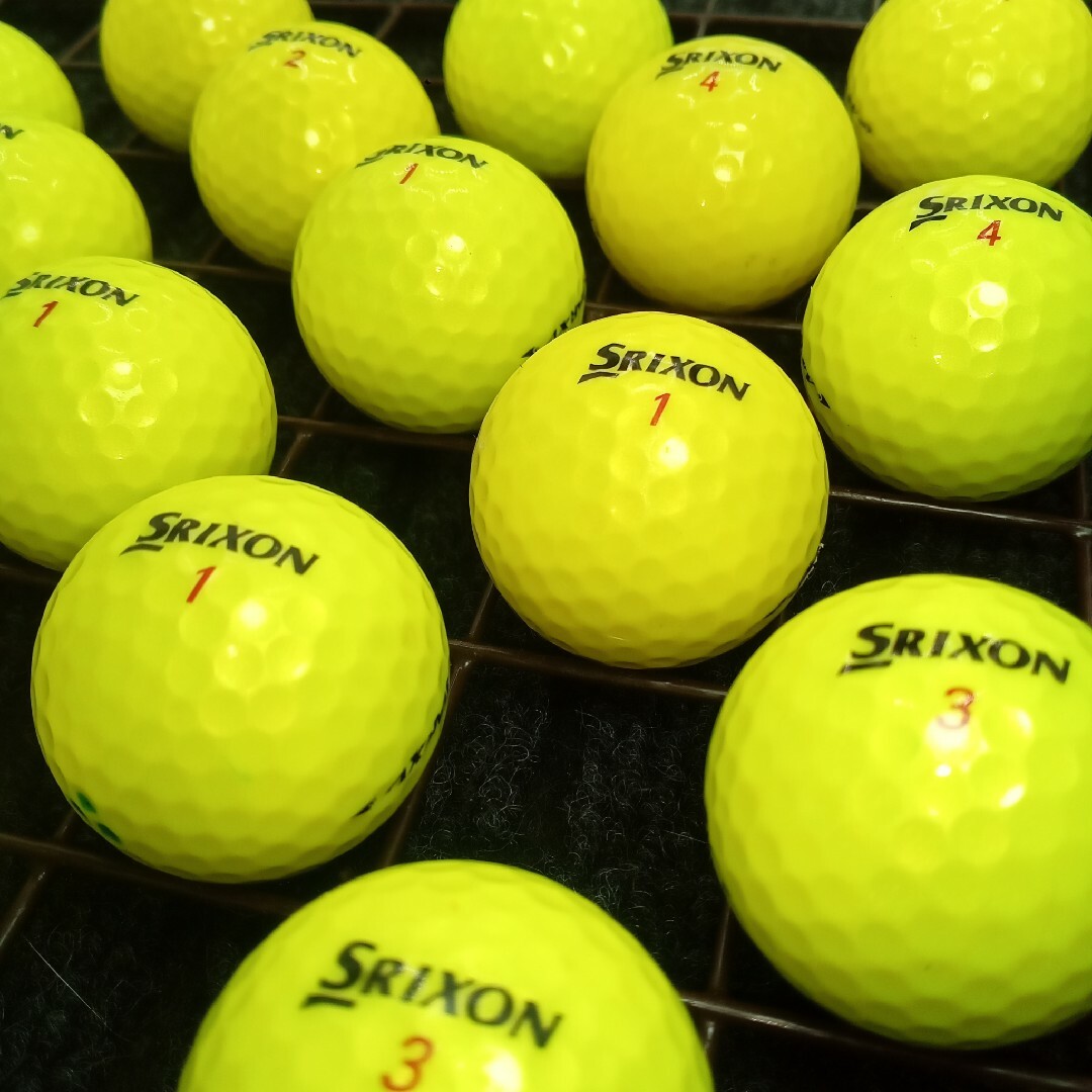 Srixon(スリクソン)のスリクソン Z-STARxv (18球AB) ロストボール スポーツ/アウトドアのゴルフ(その他)の商品写真