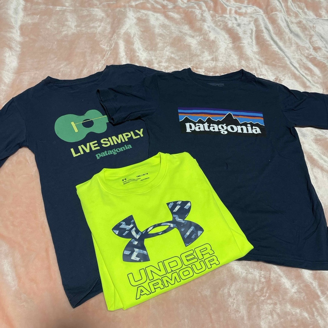 patagonia(パタゴニア)のPatagonia パタゴニア tシャツ S7～8 UNDER ARMOR キッズ/ベビー/マタニティのキッズ服男の子用(90cm~)(Tシャツ/カットソー)の商品写真