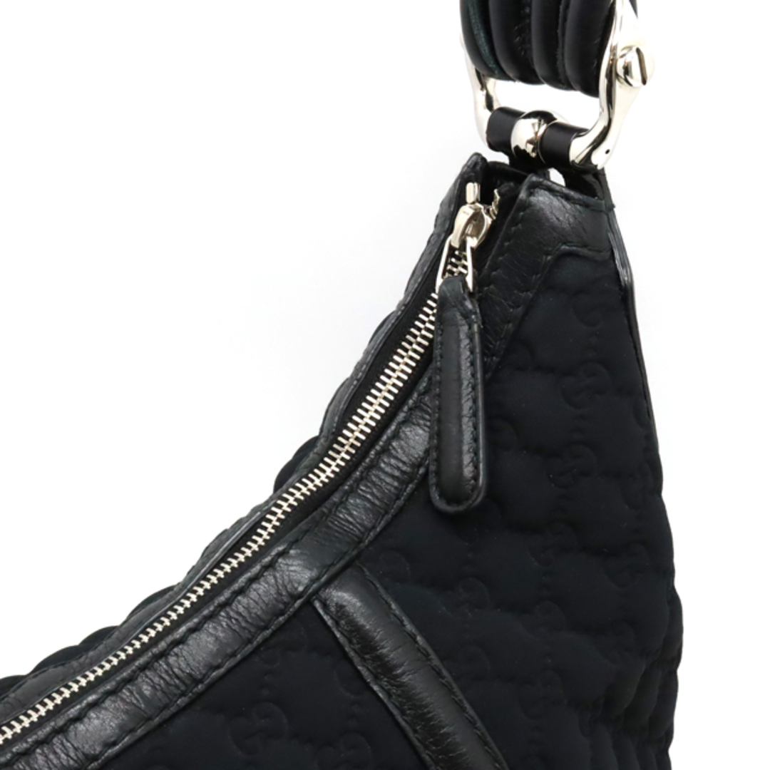 Gucci(グッチ)のグッチ GGナイロン ショルダーバッグ ワンショルダー （12300805） レディースのバッグ(ショルダーバッグ)の商品写真