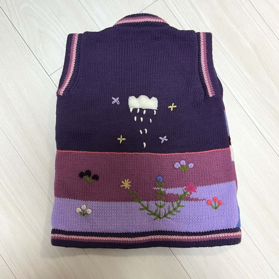 ★1点モノ ベスト ニット 刺繍 パープル 子供用 可愛い 個性的 キッズ/ベビー/マタニティのキッズ服女の子用(90cm~)(その他)の商品写真