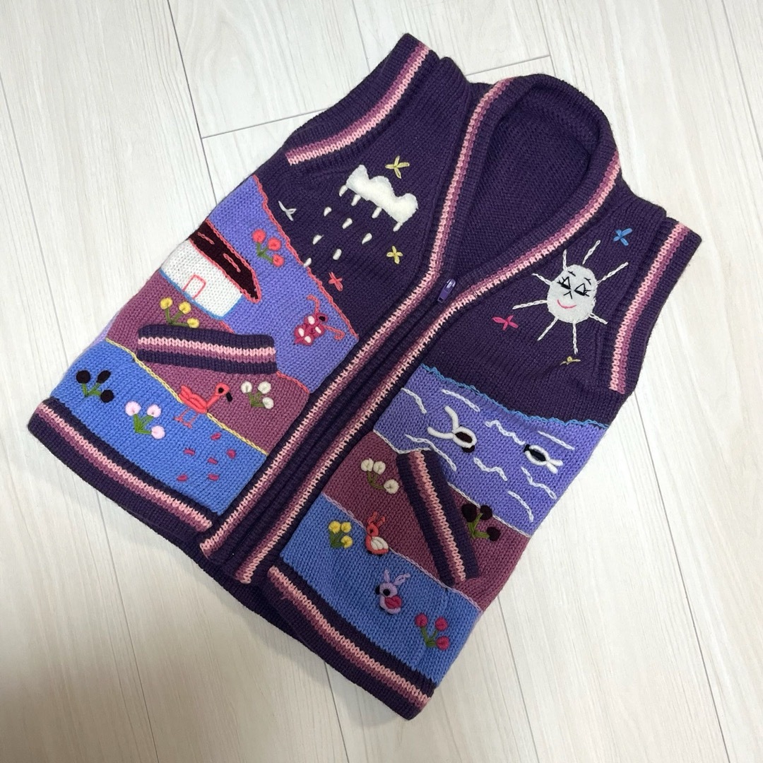 ★1点モノ ベスト ニット 刺繍 パープル 子供用 可愛い 個性的 キッズ/ベビー/マタニティのキッズ服女の子用(90cm~)(その他)の商品写真