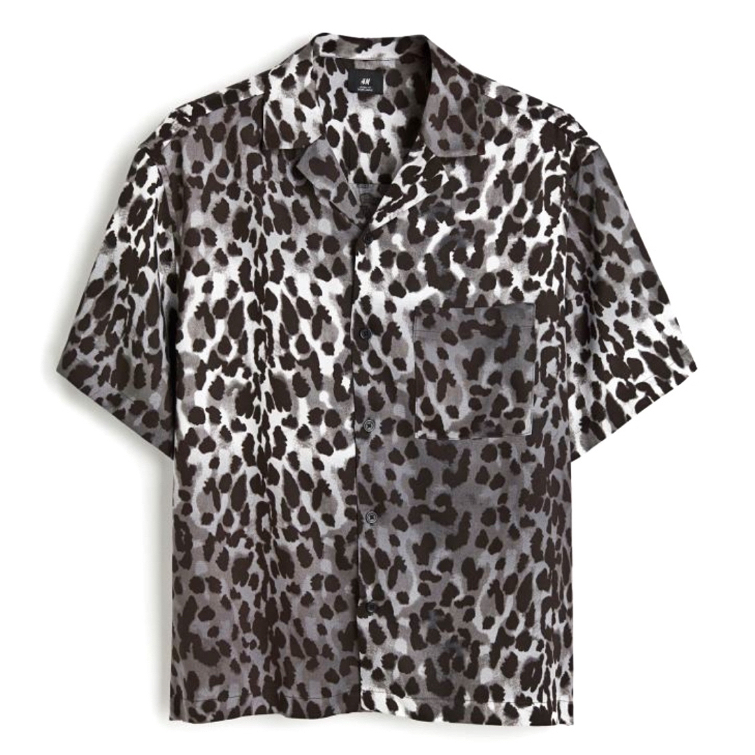 H&M(エイチアンドエム)の新品 H&M レオパード KJ着用 シャツ 豹柄 半袖 XL メンズのトップス(シャツ)の商品写真