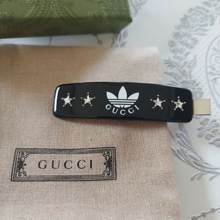GUCCI(バレッタ/ヘアクリップ)のフリマアイテム一覧 GUCCI(バレッタ/ヘアクリップ)のフリマアイテム一覧