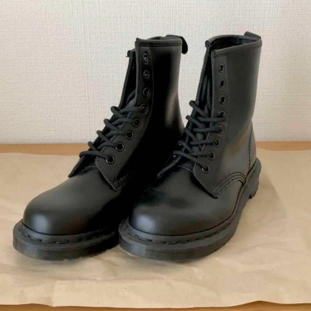 Dr.Martens(ドクターマーチン)のDr.Martens 8EYE MONO ドクター マーチン モノ UK4 レディースの靴/シューズ(ブーツ)の商品写真