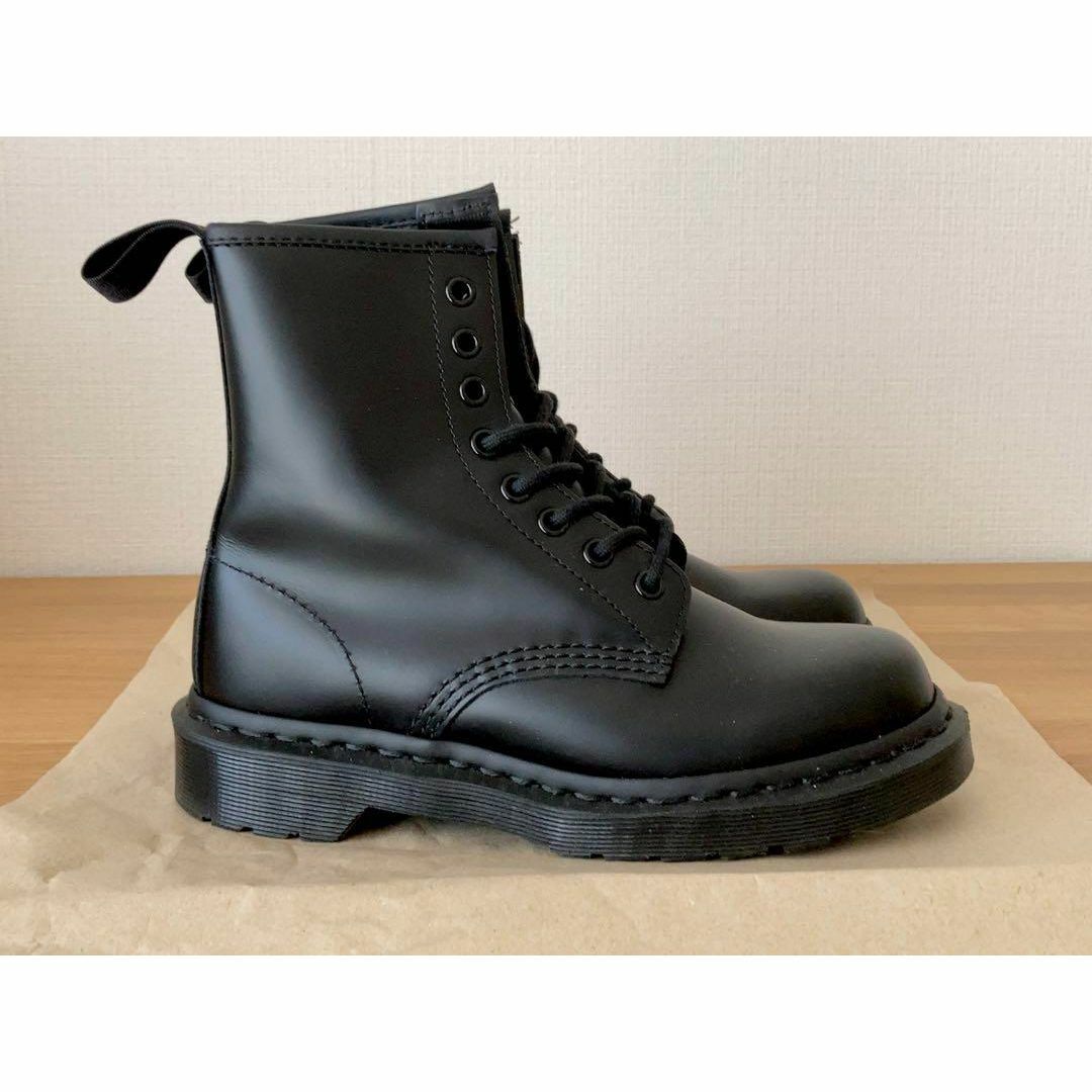 Dr.Martens(ドクターマーチン)のDr.Martens 8EYE MONO ドクター マーチン モノ UK4 レディースの靴/シューズ(ブーツ)の商品写真