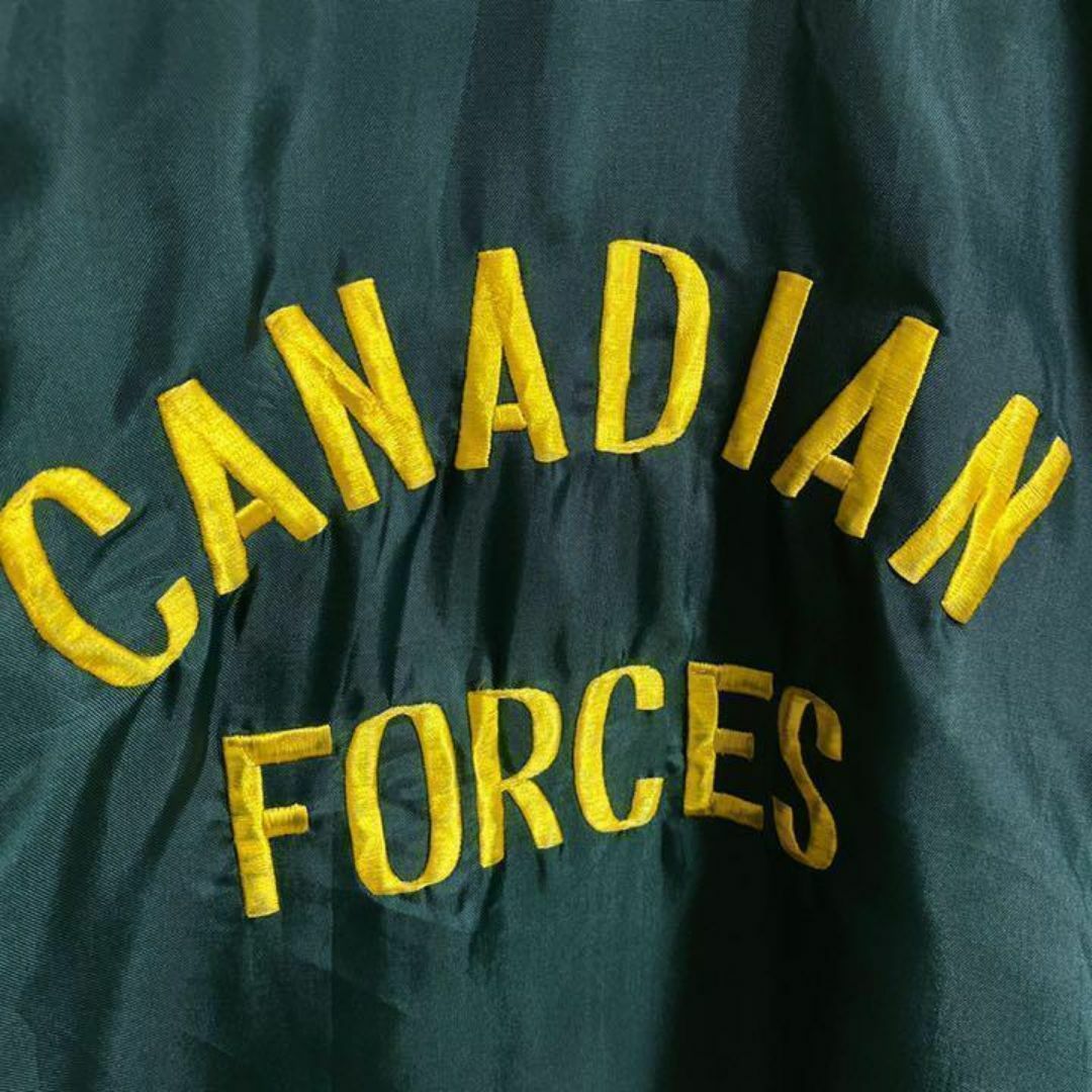 カナダ USA古着 90s ナイロン スタジャン ブルゾン パッカーズカラー 緑 メンズのジャケット/アウター(スタジャン)の商品写真