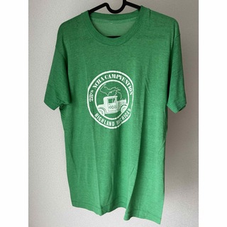 ギルタン(GILDAN)の古着　Tシャツ　プリントTシャツ　緑(Tシャツ/カットソー(半袖/袖なし))
