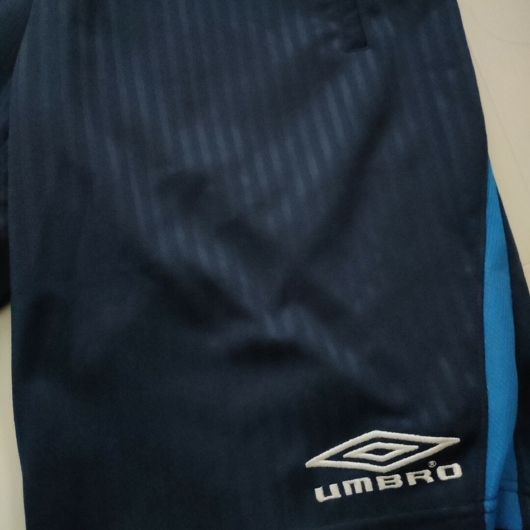 UMBRO(アンブロ)のアンブロUMBROハーフパンツジャージ スポーツ/アウトドアのサッカー/フットサル(ウェア)の商品写真