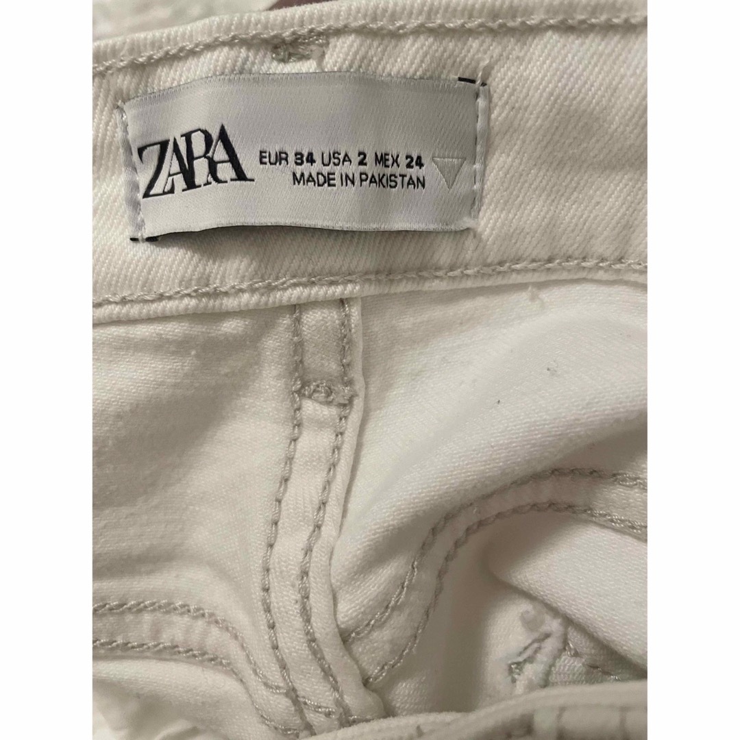 ZARA(ザラ)のZARA デニムパンツ レディースのパンツ(デニム/ジーンズ)の商品写真