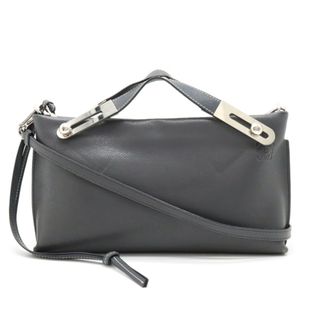 LOEWE - ロエベ アナグラム ミッシー スモール クラッチバッグ （22330166）