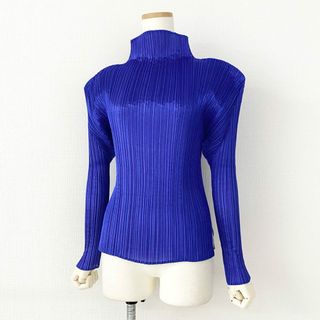 プリーツプリーズイッセイミヤケ カットソー(レディース/長袖)の通販 プリーツプリーズイッセイミヤケ カットソー(レディース/長袖)の通販