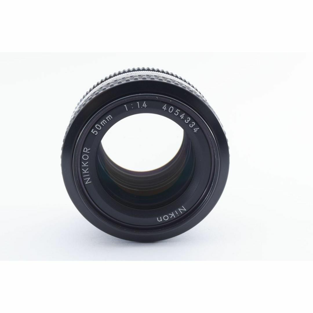 Nikon(ニコン)の実用品 ニコン AI NIKKOR 50mm f1.4 箱付き　MF C649 スマホ/家電/カメラのスマホ/家電/カメラ その他(その他)の商品写真