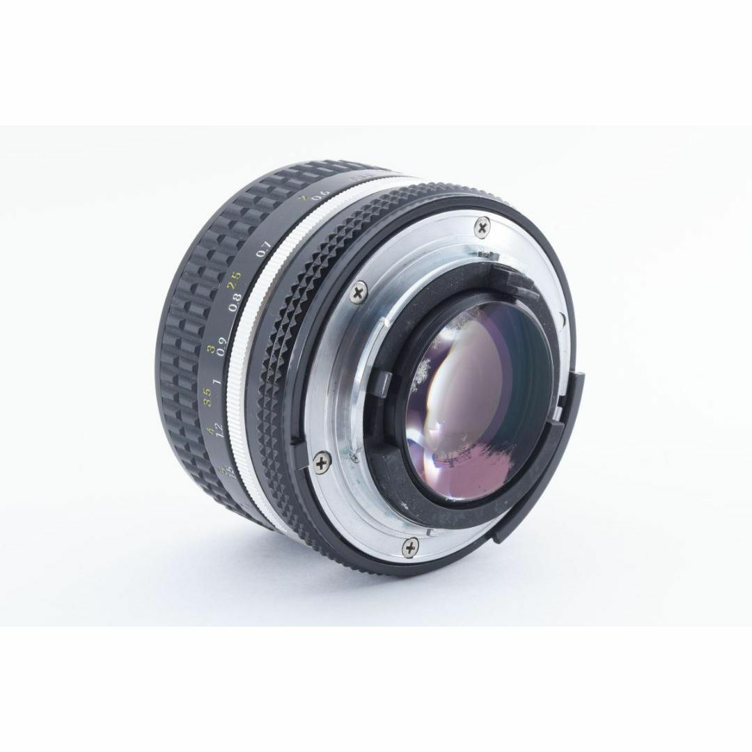 Nikon(ニコン)の実用品 ニコン AI NIKKOR 50mm f1.4 箱付き　MF C649 スマホ/家電/カメラのスマホ/家電/カメラ その他(その他)の商品写真