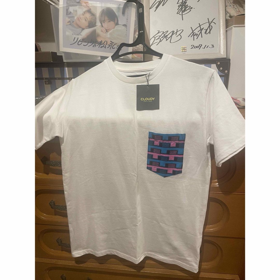 嵐(アラシ)のCLOUDY Tシャツ 未使用タグ付き xsサイズ レディースのトップス(Tシャツ(半袖/袖なし))の商品写真