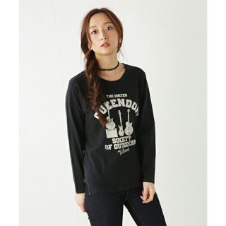 アズールバイマウジー(AZUL by moussy)の送料込 新品 AZUL by moussy ロックロンT BK 3,439円を(Tシャツ(長袖/七分))