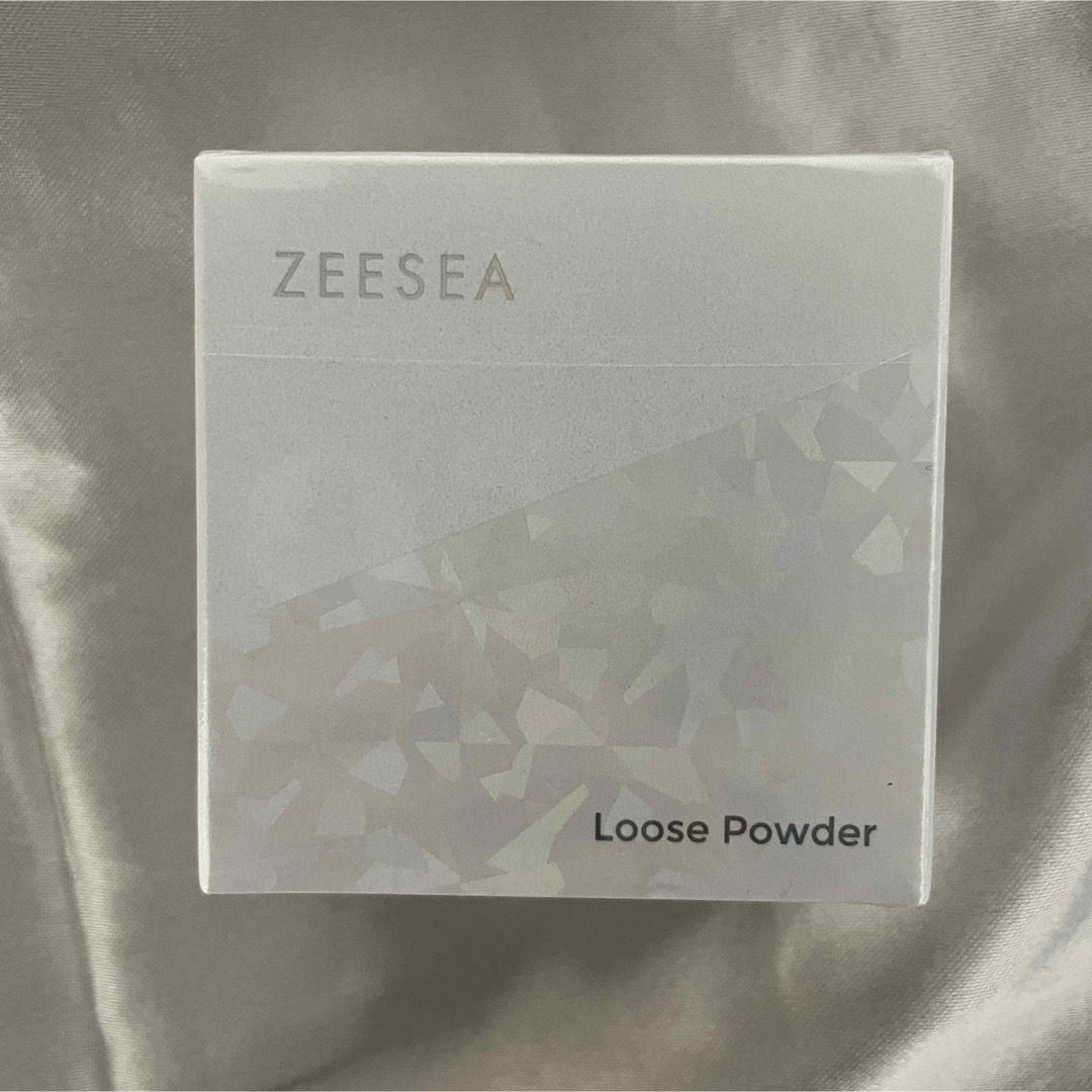 ZEESEA(ズーシー)のZEESEA フェザーライトルースパウダー 01 コスメ/美容のベースメイク/化粧品(フェイスパウダー)の商品写真