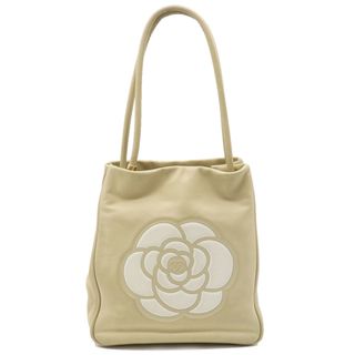 CHANEL(トートバッグ ・ ホワイト/白色系)のフリマアイテム一覧 CHANEL(トートバッグ ・ ホワイト/白色系)のフリマアイテム一覧
