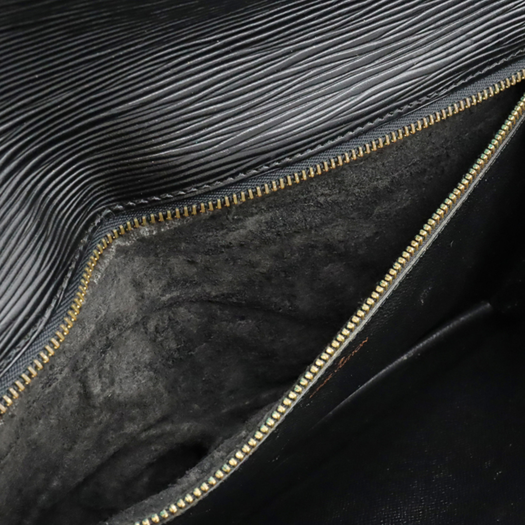 LOUIS VUITTON(ルイヴィトン)のルイ ヴィトン エピ ポシェット セリエ ドラゴンヌ （22330590） メンズのバッグ(セカンドバッグ/クラッチバッグ)の商品写真