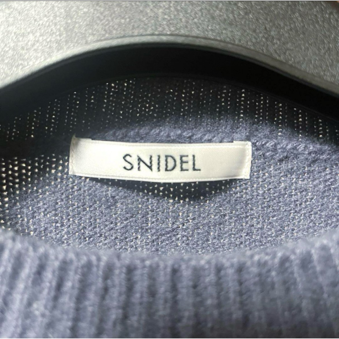 SNIDEL(スナイデル)のSNIDEL スナイデル シースルーショルダーニットプルオーバー DBLU レディースのトップス(ニット/セーター)の商品写真