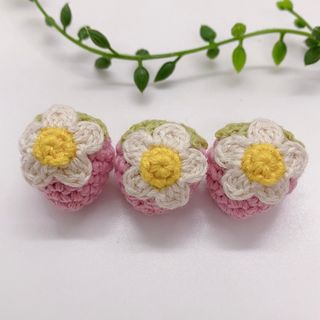 いちご 苺 イチゴ ハンドメイド 手作り お花  赤 パーツ 手芸 コットン(各種パーツ)