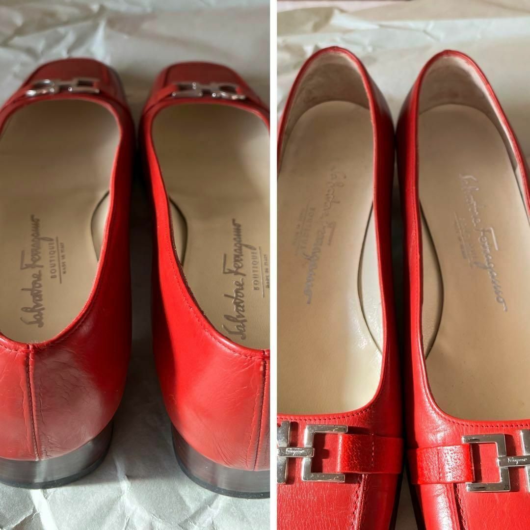 Salvatore Ferragamo(サルヴァトーレフェラガモ)のサルヴァトーレフェラガモ　ガンチーニ ローファー レッド 赤 レディースの靴/シューズ(ローファー/革靴)の商品写真