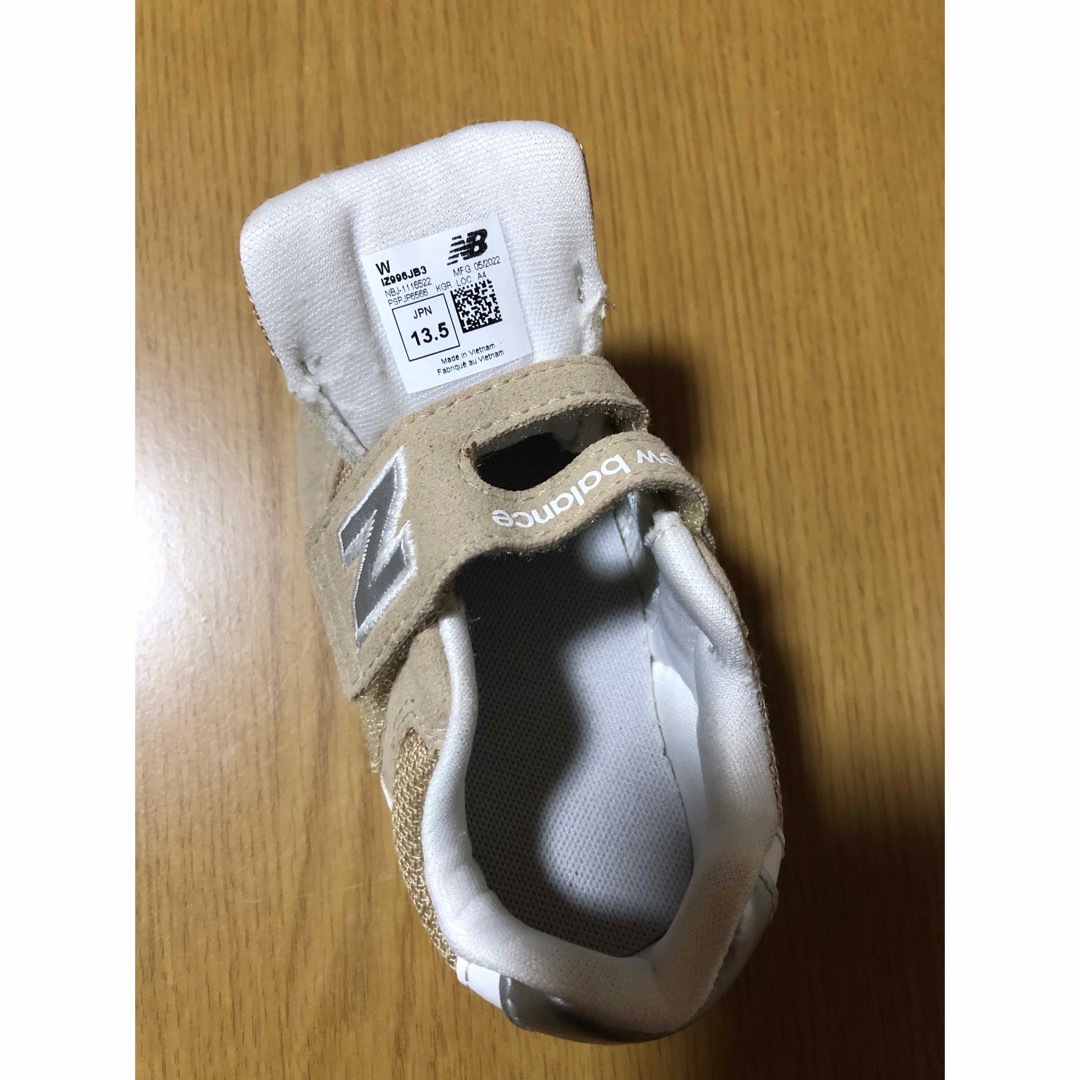 996（New Balance）(キュウキュウロク)の美品　ニューバランス　スニーカー　13.5cm キッズ/ベビー/マタニティのベビー靴/シューズ(~14cm)(スニーカー)の商品写真