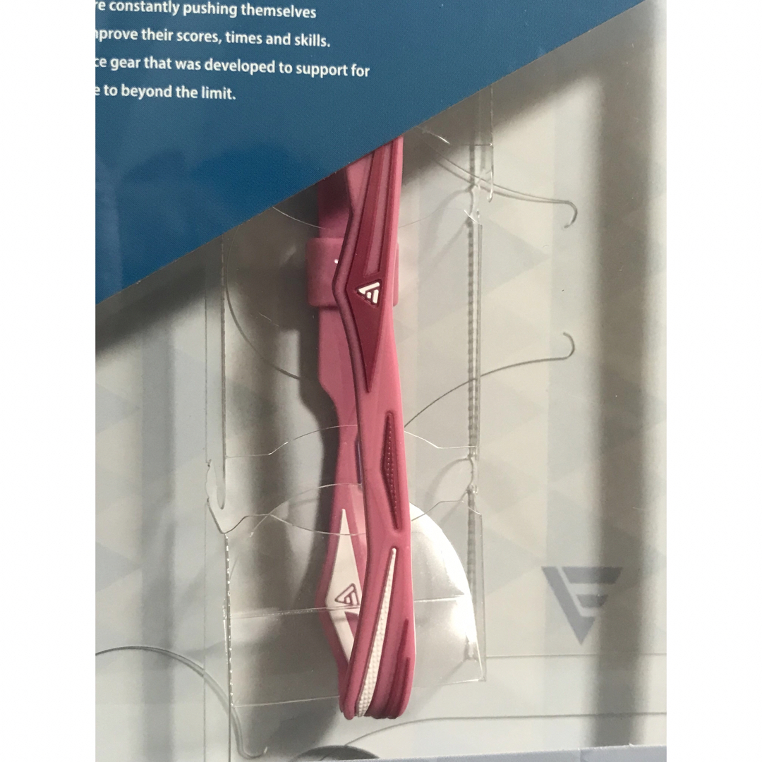 ファイテン RAKUWAアンクレットEXTREME ツイスト　21cm  ピンク メンズのアクセサリー(その他)の商品写真