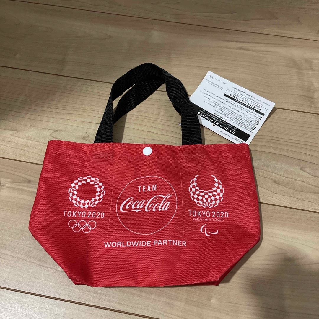 コカ・コーラ(コカコーラ)のコカコーラ ミニトートバック オリンピック 2020 エンタメ/ホビーのコレクション(ノベルティグッズ)の商品写真