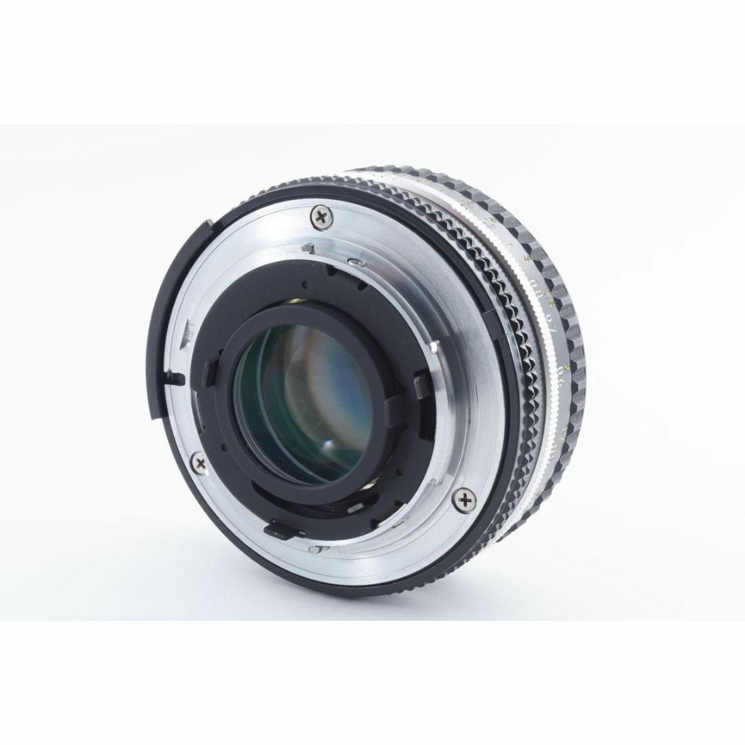 Nikon(ニコン)の新品級 NIKON AI-S NIKKOR 50mm f1.8 MF H003 スマホ/家電/カメラのスマホ/家電/カメラ その他(その他)の商品写真