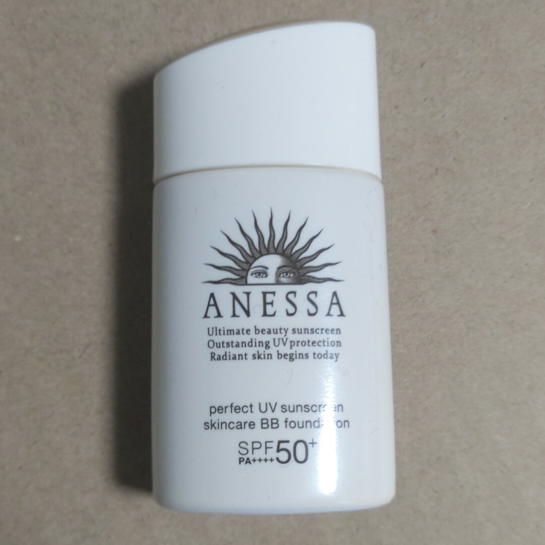 ANESSA(アネッサ)のアネッサ パーフェクトUV スキンケアBB ファンデーション a 2 コスメ/美容のボディケア(日焼け止め/サンオイル)の商品写真