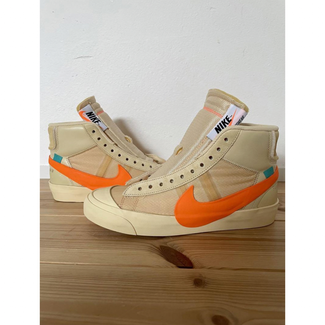 OFF-WHITE(オフホワイト)のオフホワイト×ナイキ　ブレザーミッド"ハロウィン前夜" NIKE スニーカー レディースの靴/シューズ(スニーカー)の商品写真