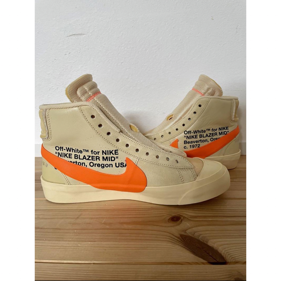 OFF-WHITE(オフホワイト)のオフホワイト×ナイキ　ブレザーミッド"ハロウィン前夜" NIKE スニーカー レディースの靴/シューズ(スニーカー)の商品写真