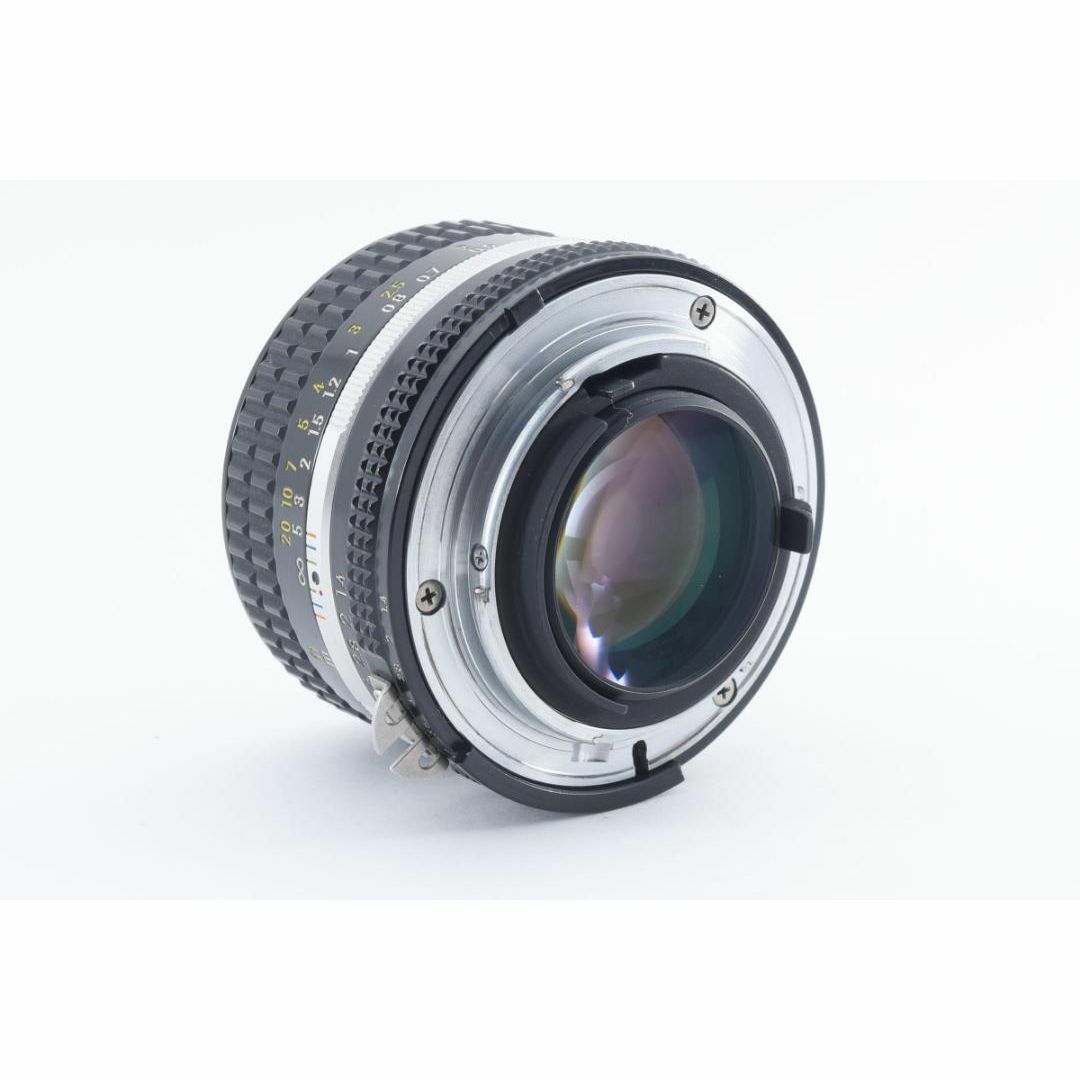 Nikon(ニコン)の超美品 NIKON AI-S NIKKOR 50mm f1.4 MF Y975 スマホ/家電/カメラのスマホ/家電/カメラ その他(その他)の商品写真