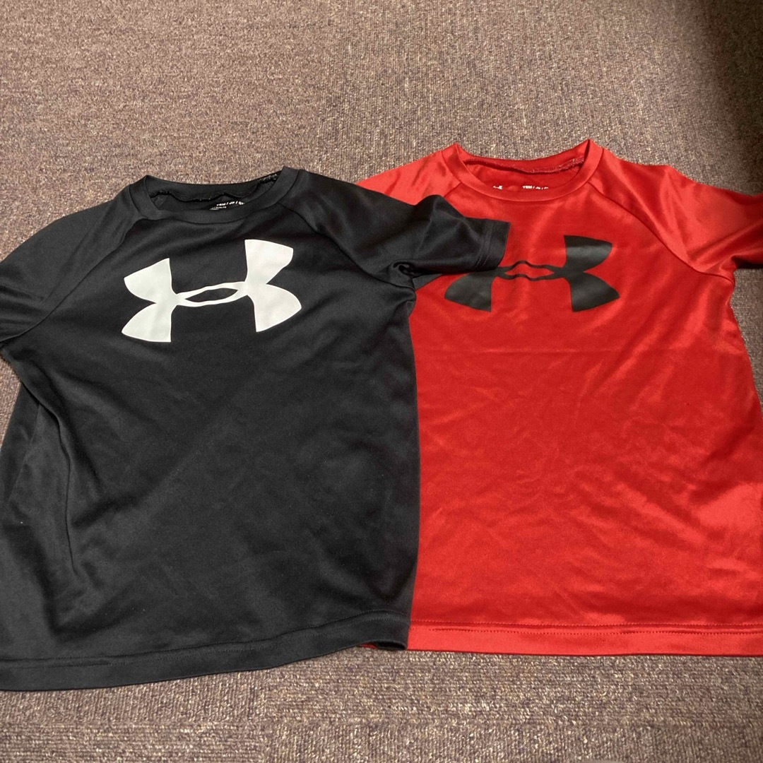 UNDER ARMOUR(アンダーアーマー)のアンダーアーマー/ キッズTシャツ2点 キッズ/ベビー/マタニティのキッズ服男の子用(90cm~)(Tシャツ/カットソー)の商品写真