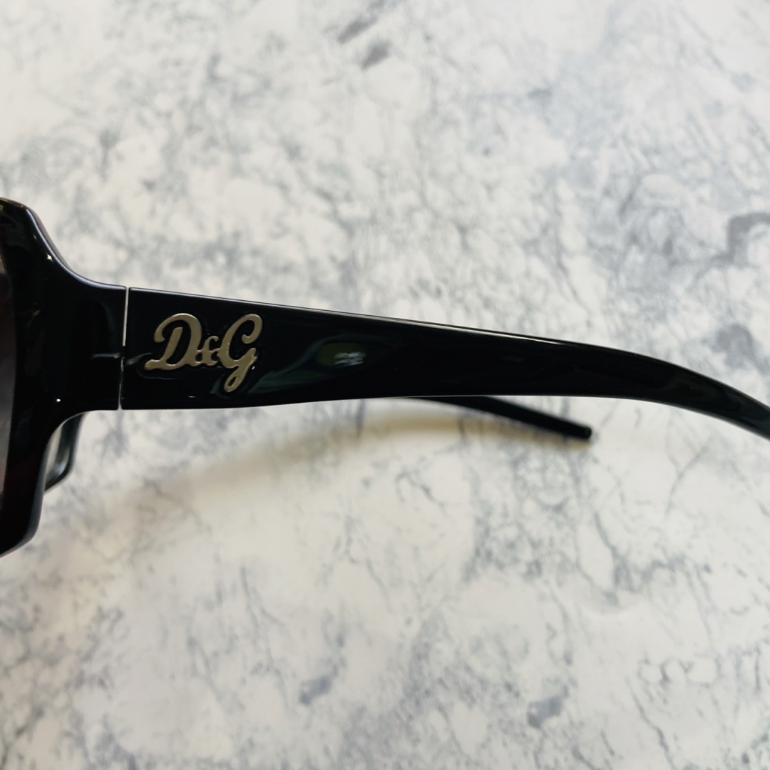 D&G(ディーアンドジー)の美品　D&G サングラス　黒　ブラック　DOLCE & GABBANA メンズのファッション小物(サングラス/メガネ)の商品写真