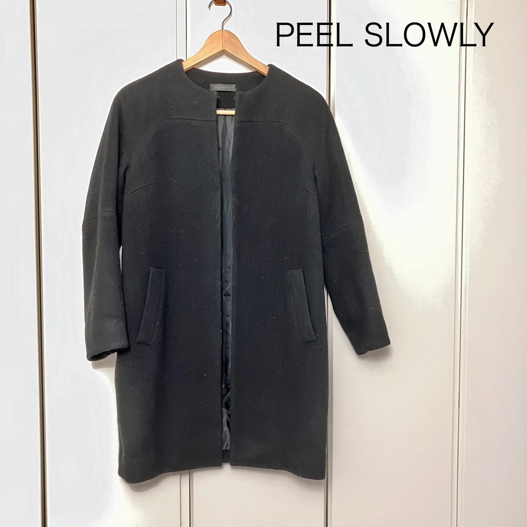 PEELSLOWLY(ピールスローリー)のPEELSLOWLY ピールスローリー☆ノーカラーコート　ブラック　Mサイズ レディースのジャケット/アウター(ロングコート)の商品写真